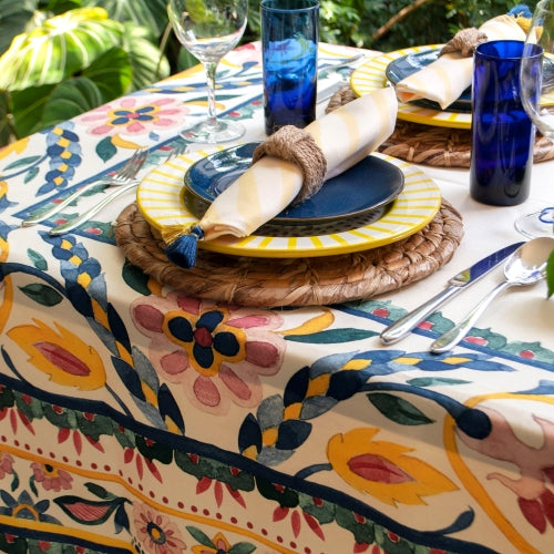 https://www.thenopo.com/cdn/shop/products/the-nopo-colombia-osle-home-decor-burano-tablecloth-01_500x500.jpg?v=1645003246